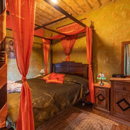Ontas Guesthouse & Spa Arachova Buitenkant foto